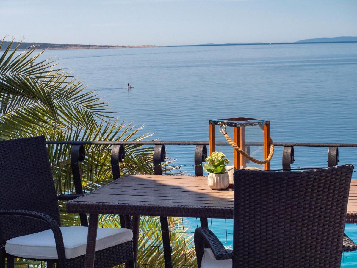 Apartment Julietta Rab Town Bagian luar foto